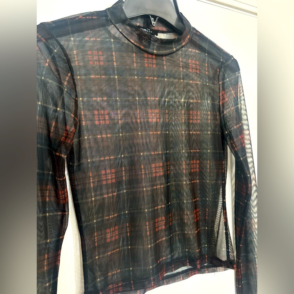 Sheer plaid crop top - Picture 2 of 3